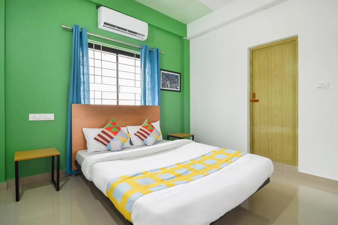 Oyo Home 81801 Akash Villa Trippapur Gæstehus