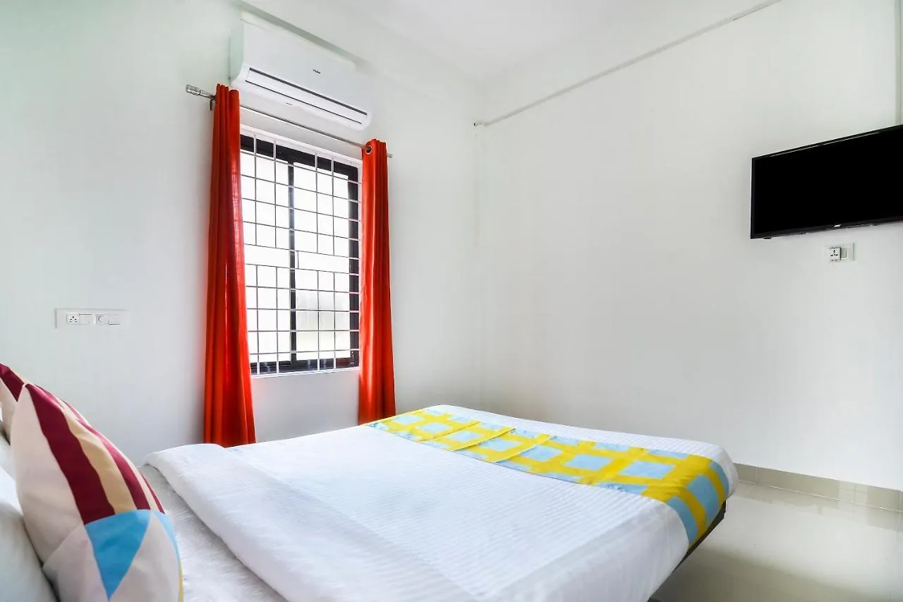 Oyo Home 81801 Akash Villa Trippapur