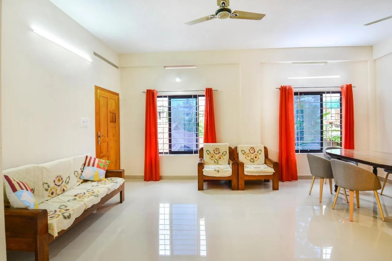 Oyo Home 81801 Akash Villa Trippapur Gæstehus